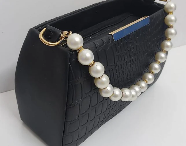 The Pearl Croco Handbag - Black