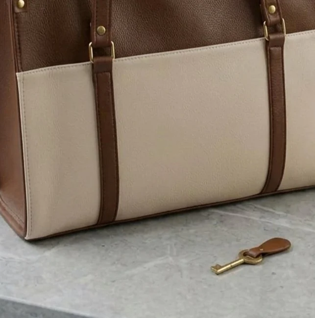 The Big Laptop Tote - Tan & cream colour-block